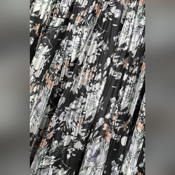 Lulu's Black Floral Print Skater Mini Dress | Size XL - Picture 3 of 11